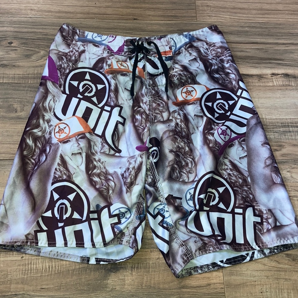 Unit Cali life Board-shorts swimming trucks beach pool Blondes Wild